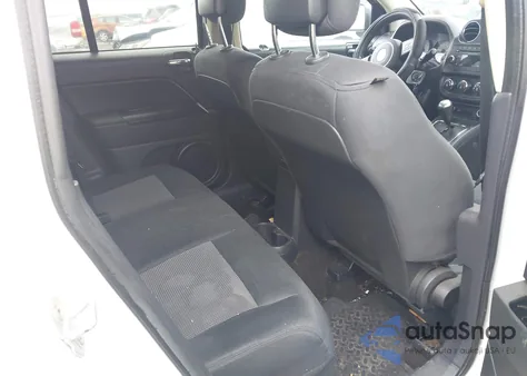 2014 Jeep Compass Sport z USA, uszkodzony, nr VIN 1C4NJDBB7ED551387